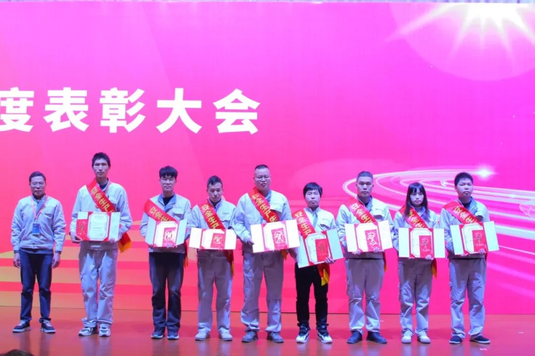 02c18f3c-504c-40f0-bcb4-6a66c97cdc77