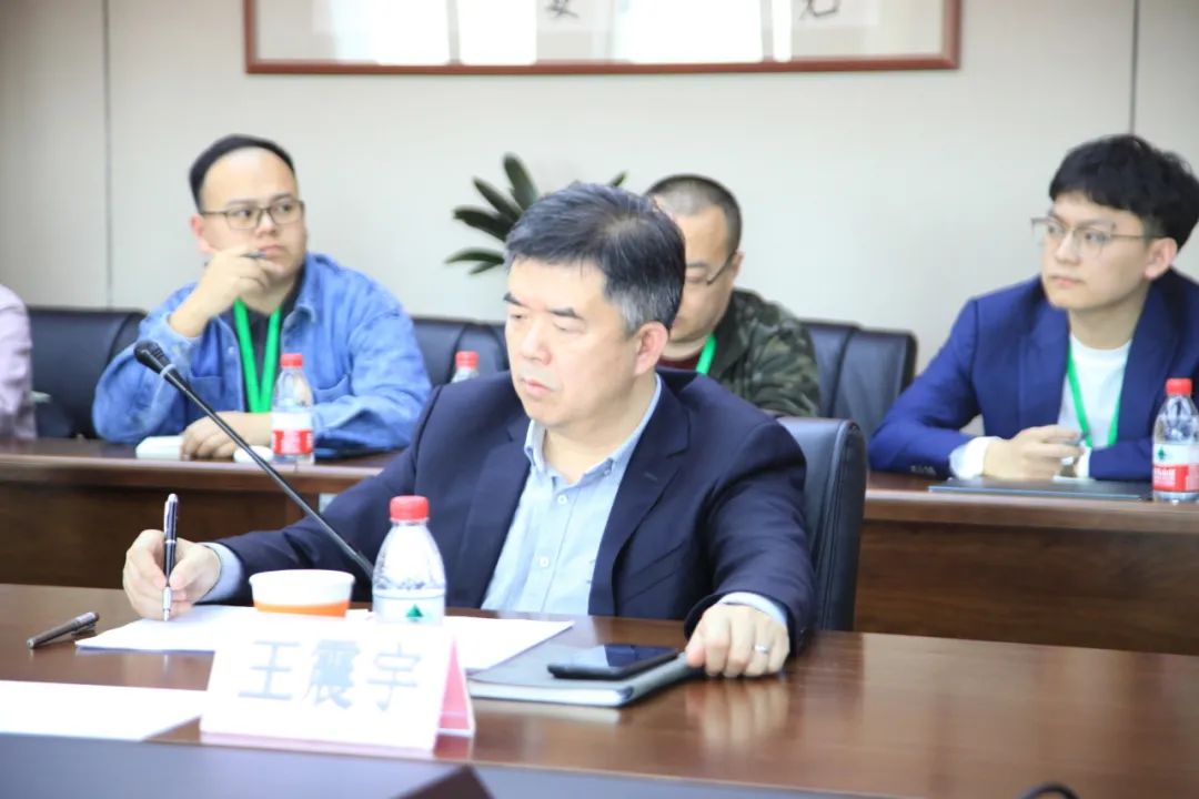 2d56908a-54e2-40cf-a36b-568a7a3a6700