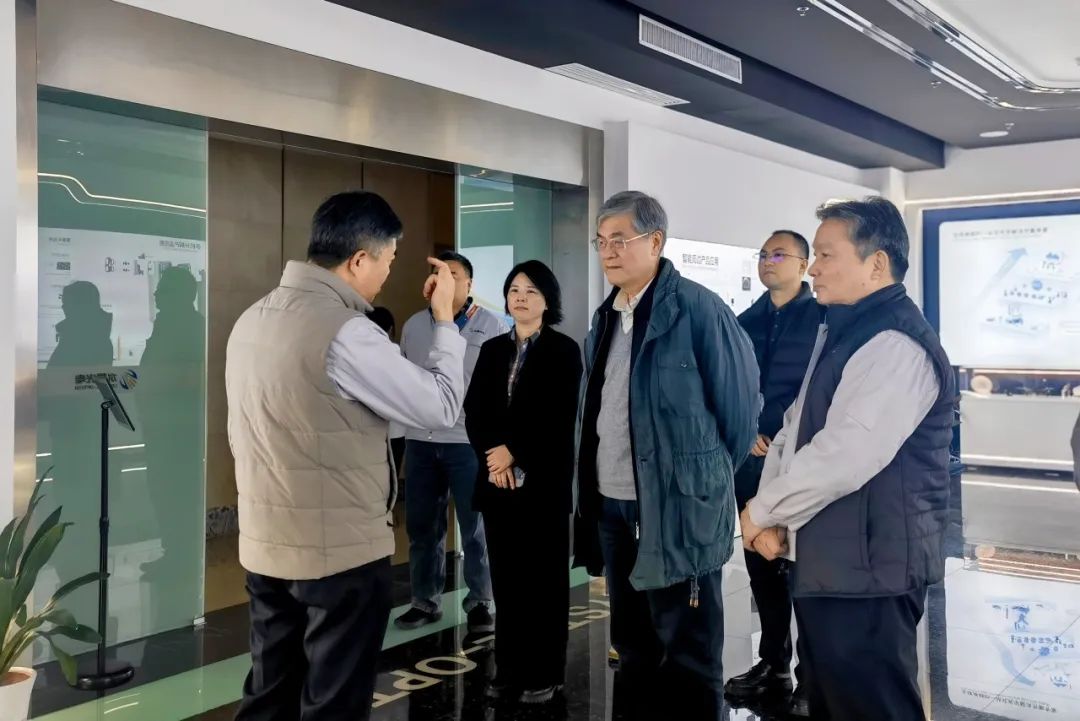 2f48fa4c-509a-43be-aeeb-7dfd0819dac9