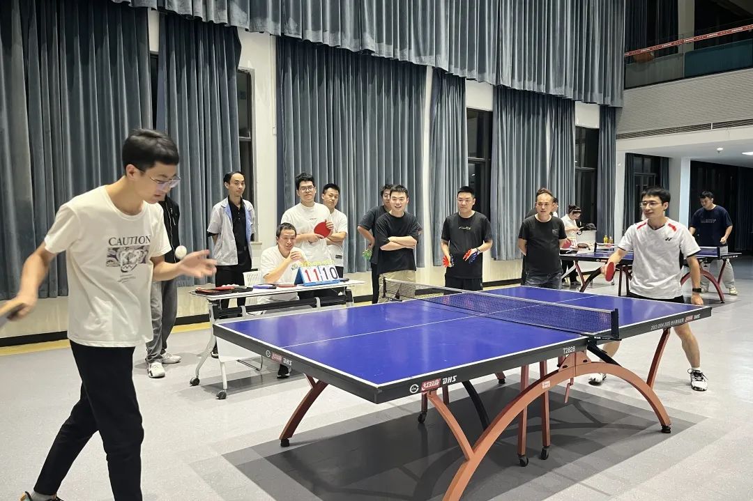 9f422838-ebc5-49ec-a2ef-261ee6ff86df