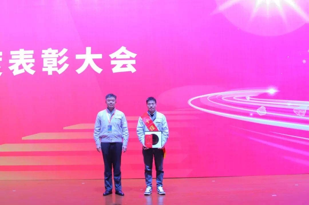 d5f2697a-68da-49af-982e-685ff285008c